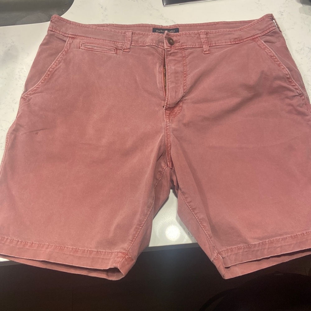 American eagle shorts, size 38, extreme flex, classic fit